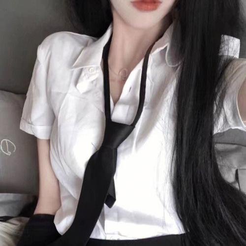 青涩的伤痛与脆弱